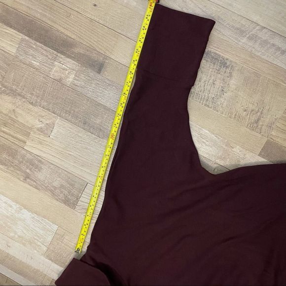 Vintage | Burgundy “Weekenders” Mock Neck Tunic Dress - Picture 12 of 14